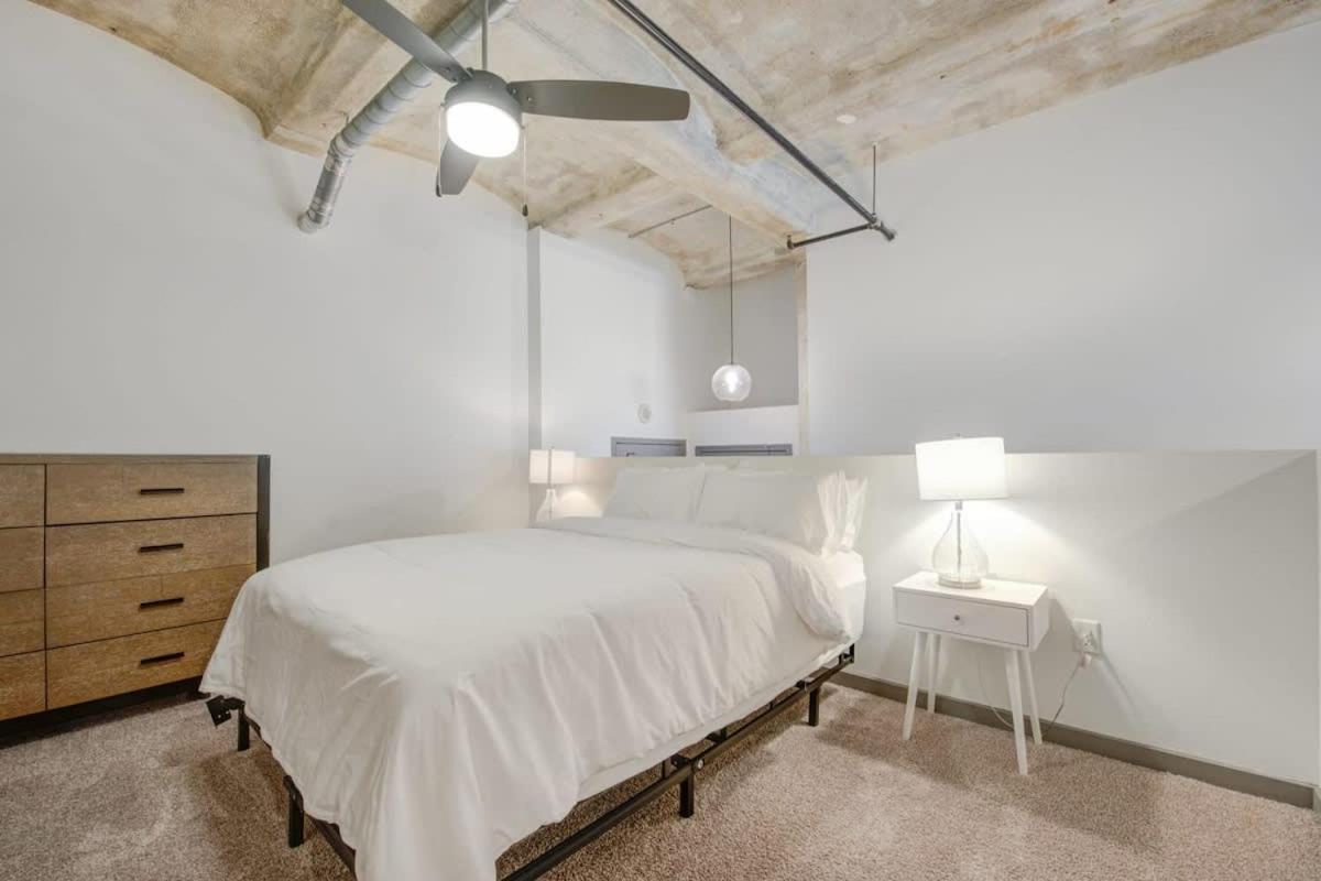 2Br 2Ba Spacious Historic Loft With Gym By Envitae Kansas City Exterior foto
