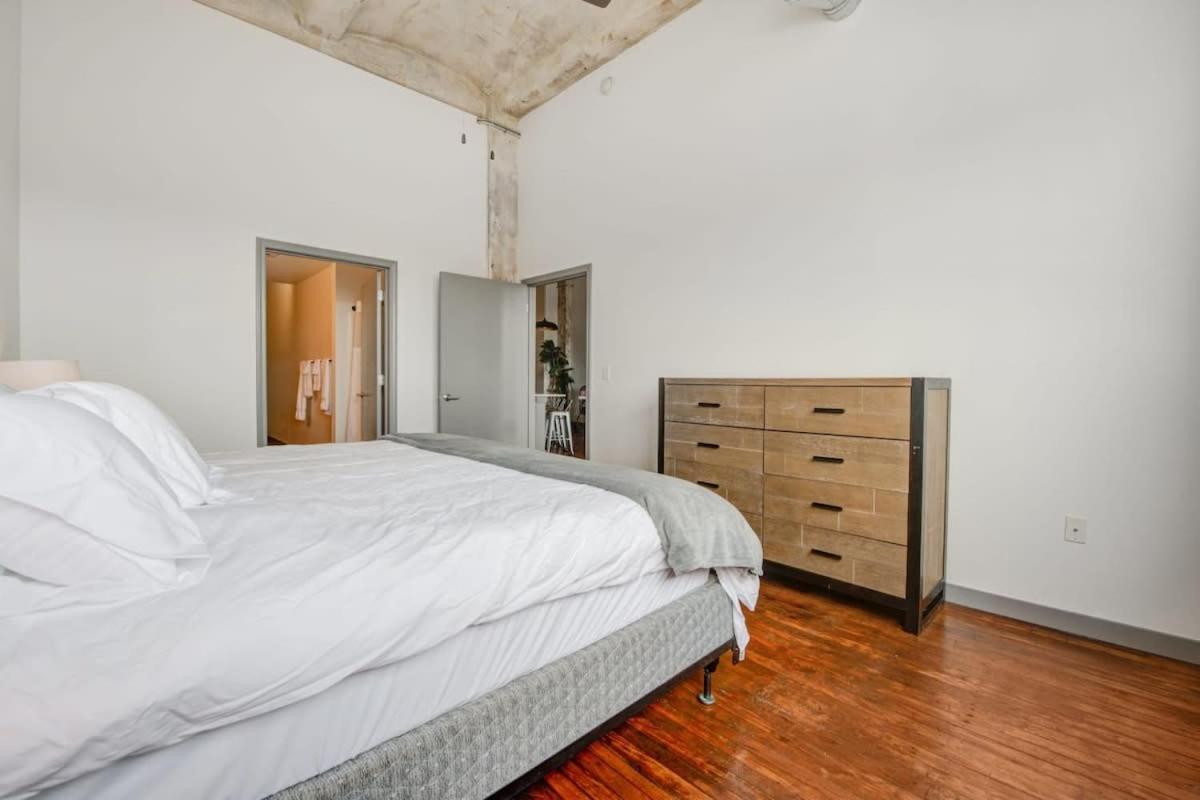2Br 2Ba Spacious Historic Loft With Gym By Envitae Kansas City Exterior foto